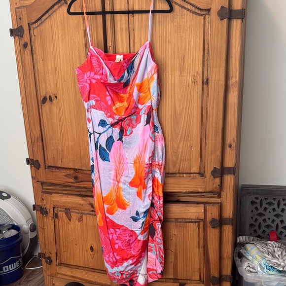 Beautiful Anthropologie Dress - Picture 1 of 7